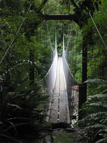 24_Swingbridge_R.jpg